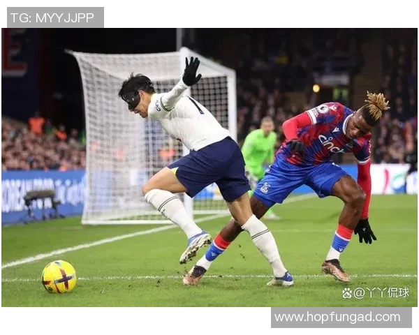 哈德斯主场迎战热刺争夺英超积分榜关键战役精彩回顾与分析 哈德斯主场迎战热刺争夺英超积分榜关键战役精彩回顾与分析